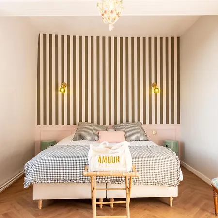 Maison De L'apothicaire * Montaigu-Vendee