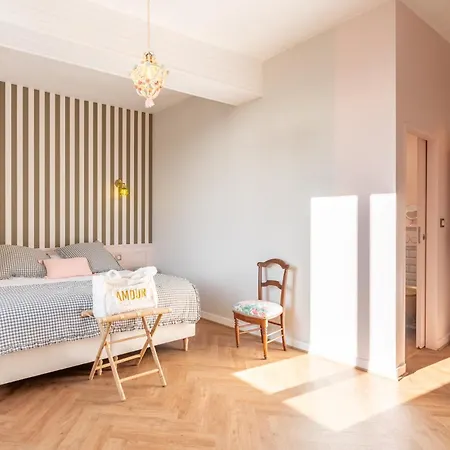 Maison De L'apothicaire Ferienhaus *