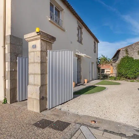 Maison De L'Apothicaire - Piscine - Vendee 펜션 몽테규